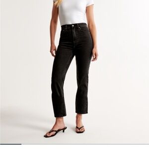 Abercrombie & Fitch Ultra High Rise Ankle Straight Jeans